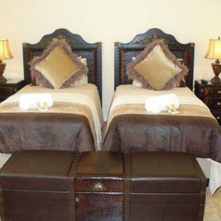 Kimberley Manor Guesthouse Phòng bức ảnh
