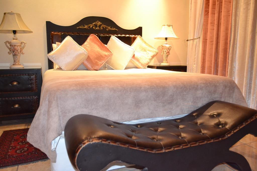 Kimberley Manor Guesthouse Ngoại thất bức ảnh