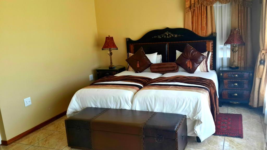 Kimberley Manor Guesthouse Ngoại thất bức ảnh
