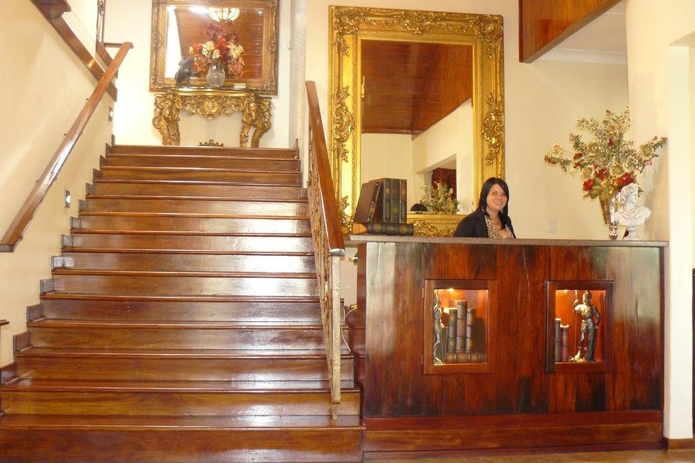 Kimberley Manor Guesthouse Ngoại thất bức ảnh