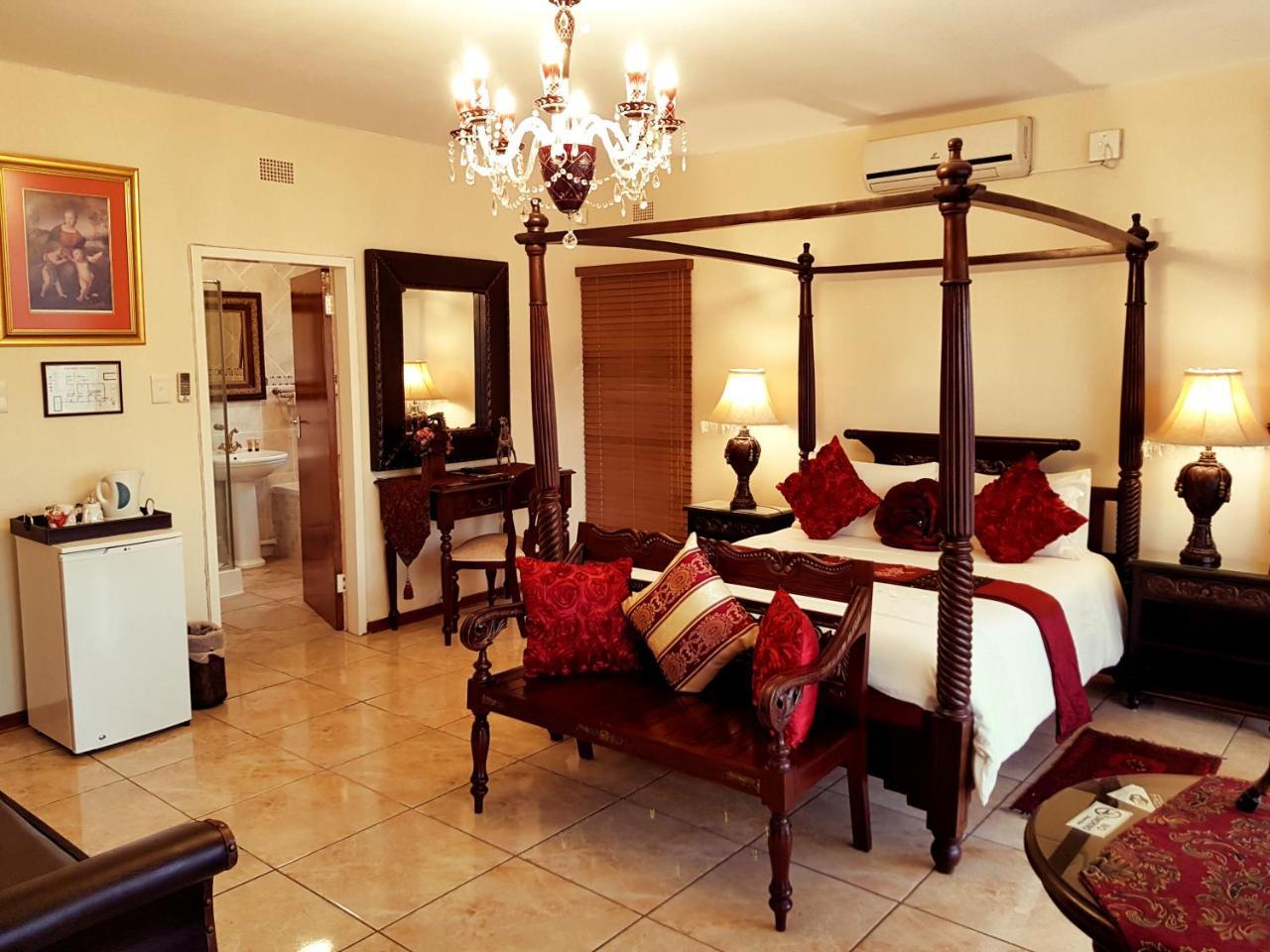 Kimberley Manor Guesthouse Ngoại thất bức ảnh